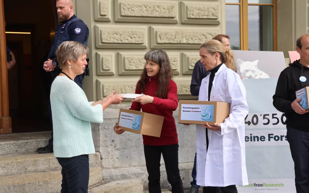 29.04.2024 : Dépôt de notre pétition à Berne avec 40’000 signatures